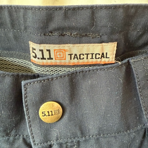 NWOT 511 Women's Sz 16R Navy Tactical Cargo Utility EMS Work Pants - Picture 2 of 4